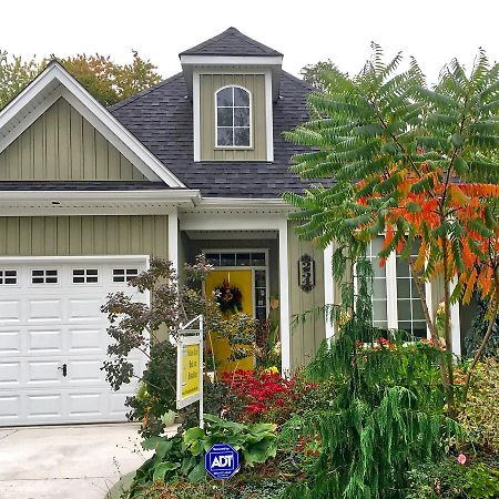 Yellow Door Bed And Breakfast Fort Erie Bagian luar foto