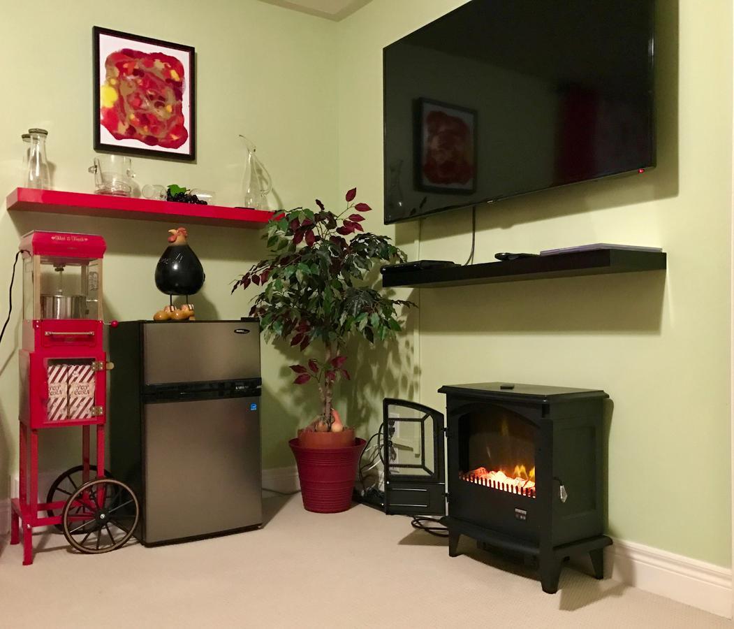 Yellow Door Bed And Breakfast Fort Erie Bagian luar foto