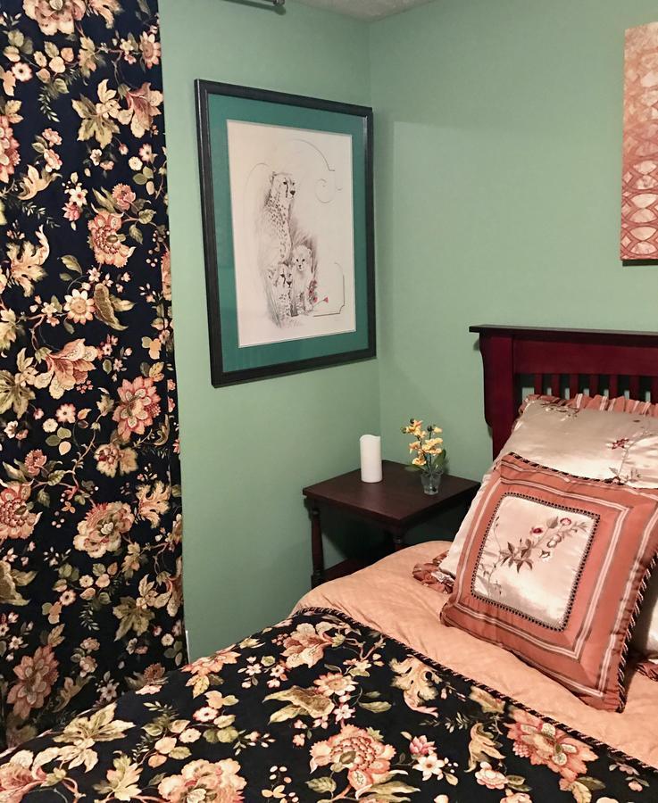 Yellow Door Bed And Breakfast Fort Erie Bagian luar foto