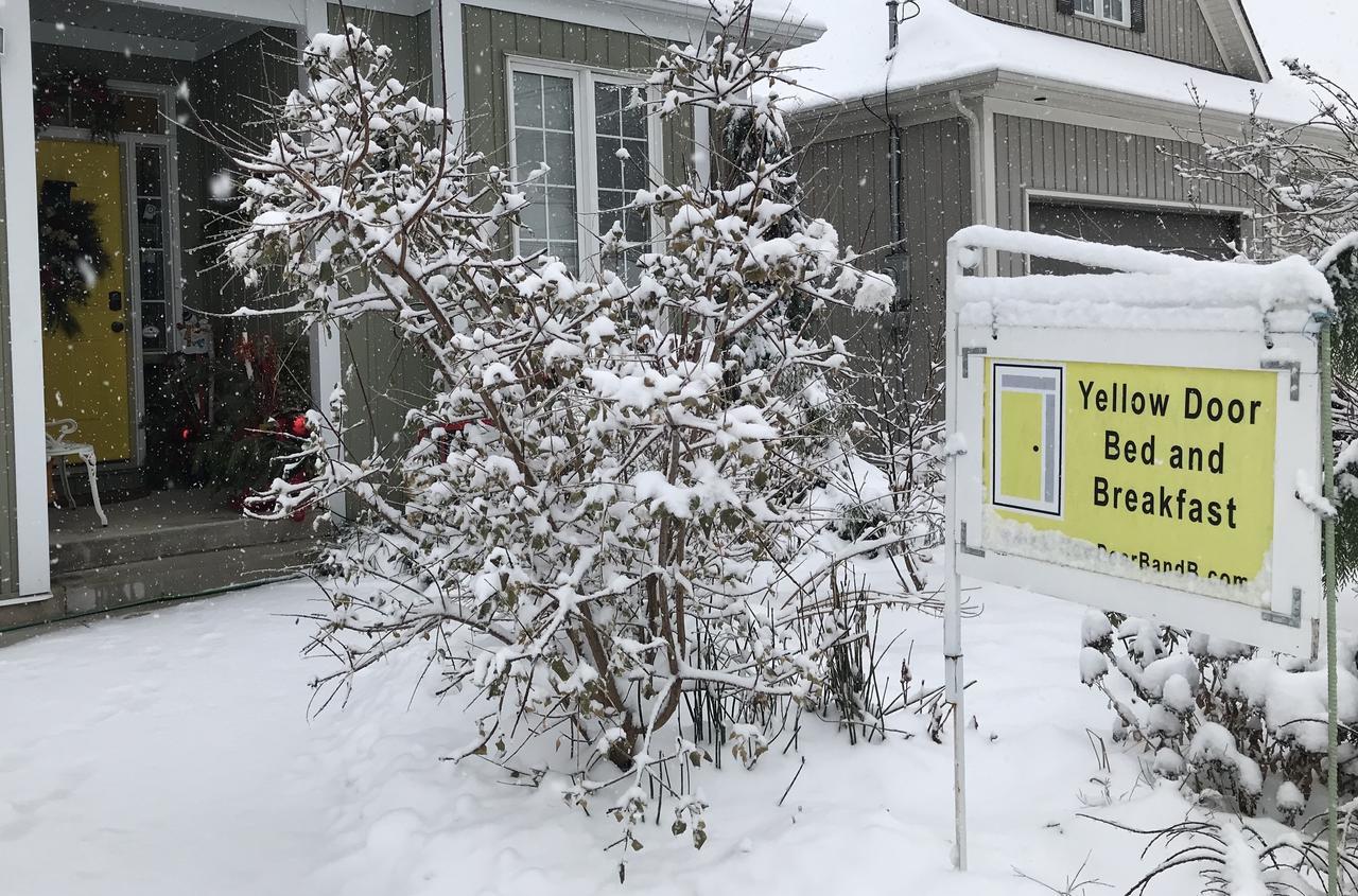 Yellow Door Bed And Breakfast Fort Erie Bagian luar foto