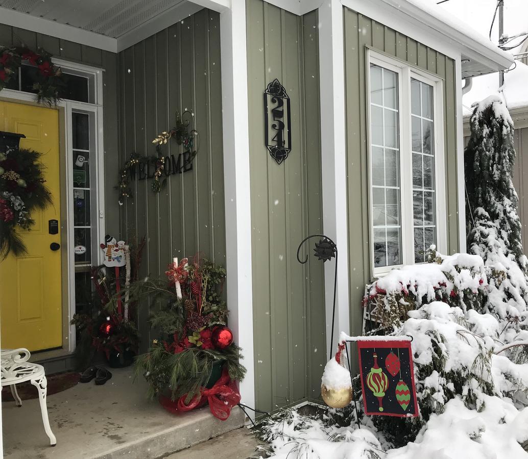 Yellow Door Bed And Breakfast Fort Erie Bagian luar foto