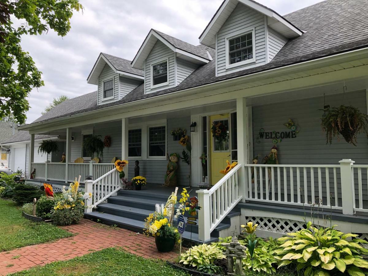 Yellow Door Bed And Breakfast Fort Erie Bagian luar foto
